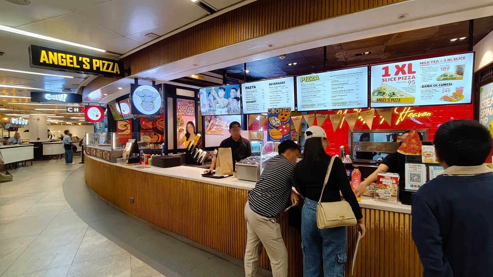 ANGEL'S PIZZA in Glorietta